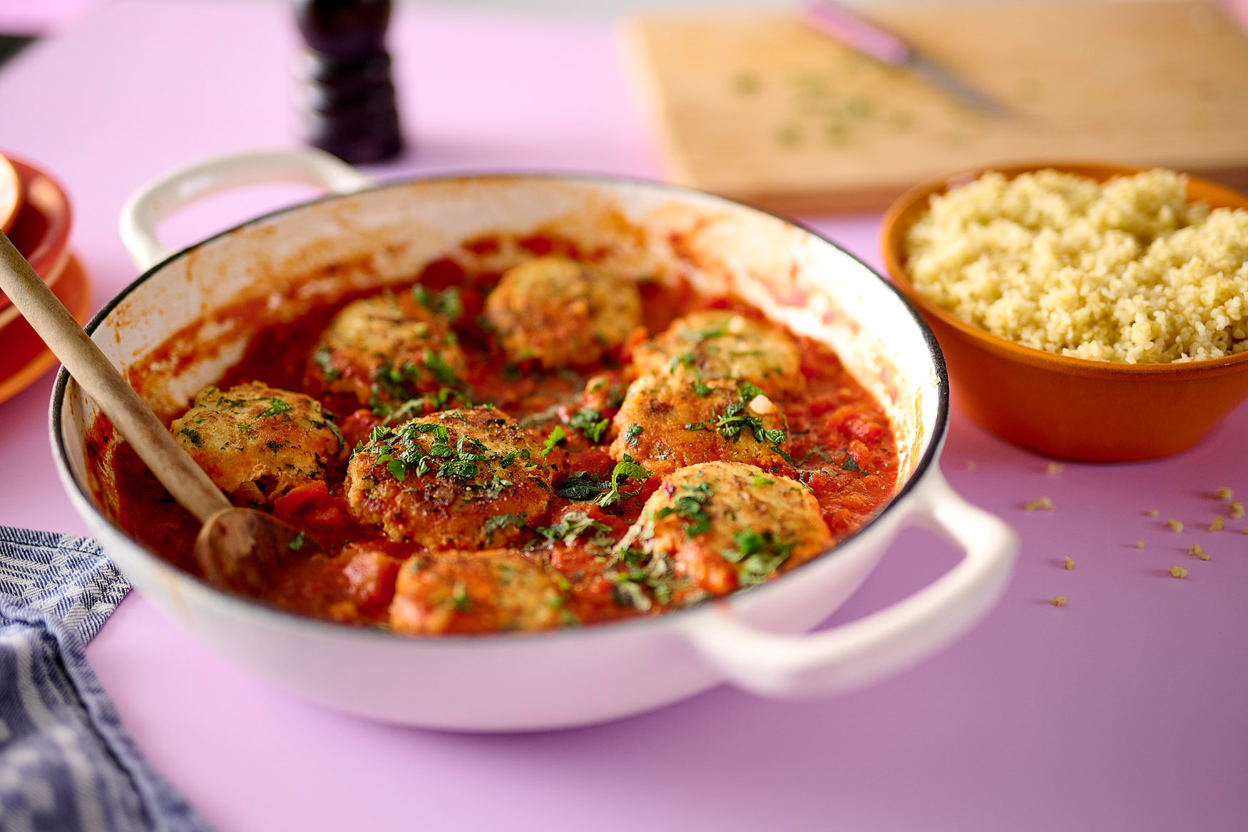 Recept - visballetjes in tomatensaus met Bosto Bulgur